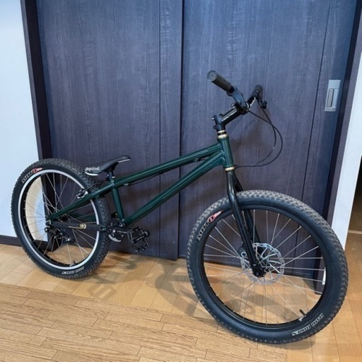 【激レア】Inspired Fourplay 2014 インスパイアード フォアプレイ トライアルバイク 24インチ 油圧ブレーキ BMX