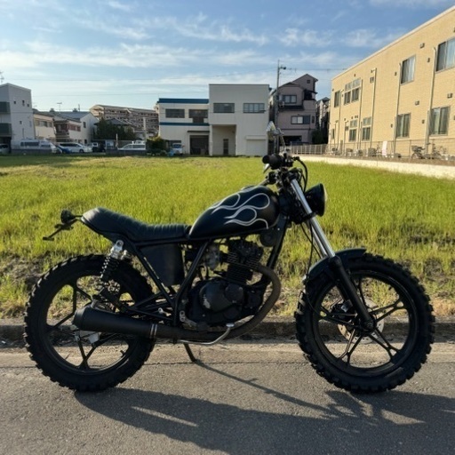■GN125H スクランブラーカスタム