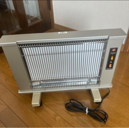 遠赤外線暖房器サンルミエ　家電 季節、空調家電 遠赤外線ヒーター