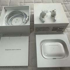 AirPods Pro （第1世代）　箱つき AirPods Pro 第一世代 外箱・付属品あり - メルカリ