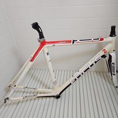 ロードレーサー フレーム