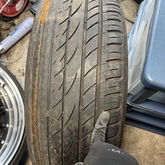 20インチ　引っ張りタイヤ　ブリンブリンです