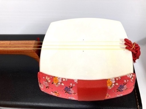 【破れ無し】美品　本体　三味線　中棹 SOLD OUT！美品 ◇中棹 民謡 三味線◇胴破れ無し 撥／駒／指かけ