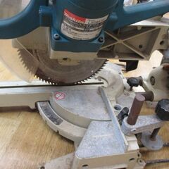 makita マキタ LS0813F スライドマルノコ 中古品 【ハンズクラフト宜野湾店】 makita マキタ LS0813F スライドマルノコ 中古品 【ハンズクラフト宜野