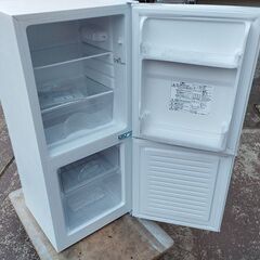 ニトリ　NTR-106　２ドア冷蔵庫　白色　106L『美品中古』2020年　B