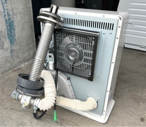 札幌市内配送可 美品 21年製 サンポット FF式温風石油ストーブ FF