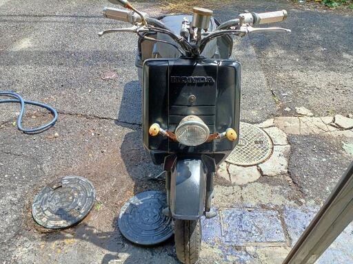 少なくなってきました。ジャイロUPプチカスタム 公道復活させてください。