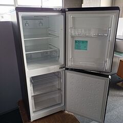 ハイアール　JR-NF148B　２ドア冷蔵庫　黒色　148L『中古良品』2019年