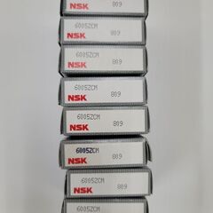 【ネット決済・配送可】NSK製　ベアリング　8セット