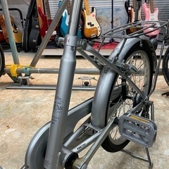 自転車 20インチ シルバー BRUME