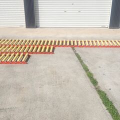 引き取り限定！！  ローラーコンベア　３個セット　（材質プラスティック）