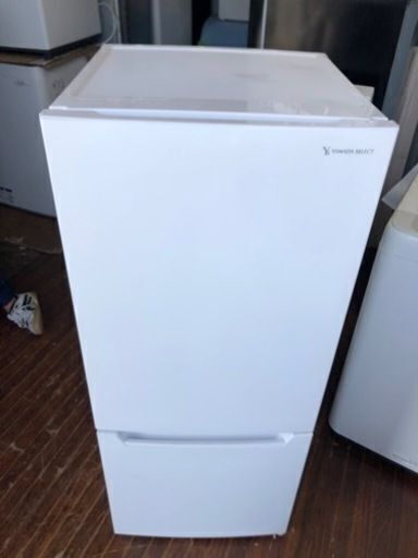福岡市内配送設置無料　2022年式　YRZ-C12H1(ホワイト) 2ドア冷蔵庫 右開き 117L 幅478mm