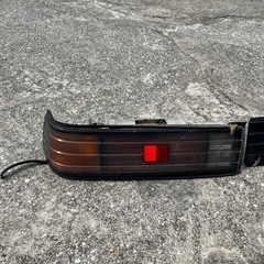 RX7テールランプとガーニッシュ