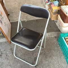 【4脚あります】パイプ椅子【F00639】