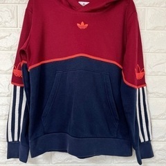 adidas トレーナー130