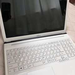 富士通 品名LIFEBOOKAH42/M型名FMVA42MW ノ...