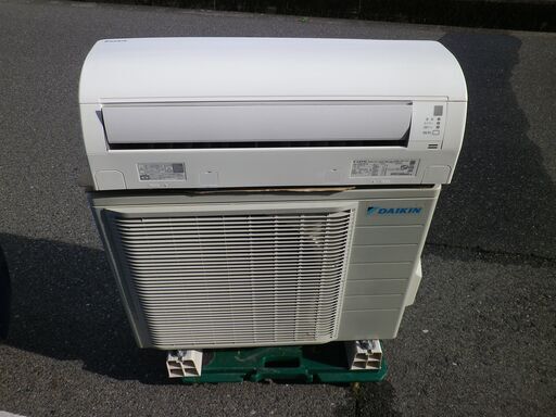お取り引き中　ダイキン　18畳～20畳用エアコン　AN56VCP-W [おもに18畳用 /200V]　2020年　内部クリーン、