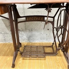 現状品 BROTHER ブラザー 家庭用足踏みミシン TA1-B618 足踏みミシン