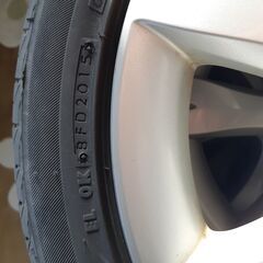 スバルレガシイツーリングワゴン純正ホイール付タイヤ