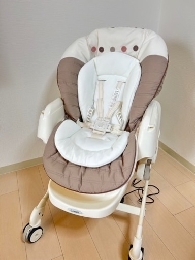 美品⭐︎コンビ  ネムリラ　オートスウィング　エッグショック