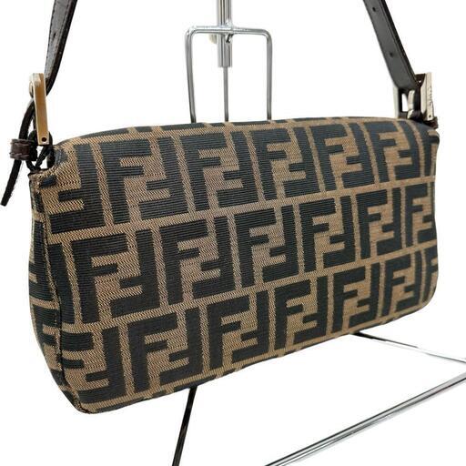 FENDI マンマバケット　ズッカ　ブラウン　キャンバス　レザー FENDI（フェンディ） ショルダーバッグ ズッカ マンマバケット
