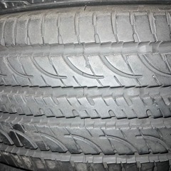 ♦︎215/70R16 中古タイヤ♦︎