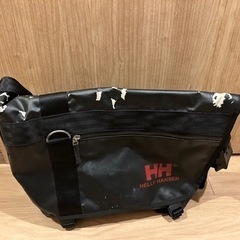 【値下げしました‼️最終価格‼️】HELLY HANSENのショ...