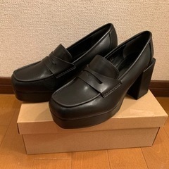 MOUSSY ローファー