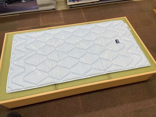 magniflex　エルゴトッパー（S）特別色　スカイブルー