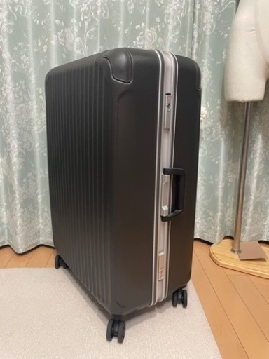 【未使用品siffler(シフレ)スーツケース 90L】