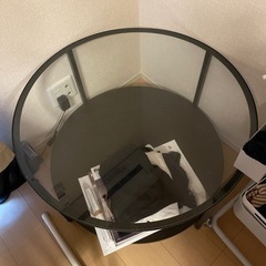 IKEAガラスセンターテーブル