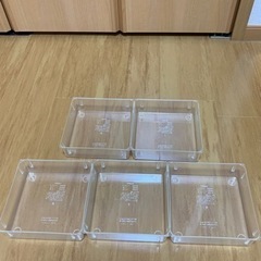 【終了】プラスチック製トレイ　5個　