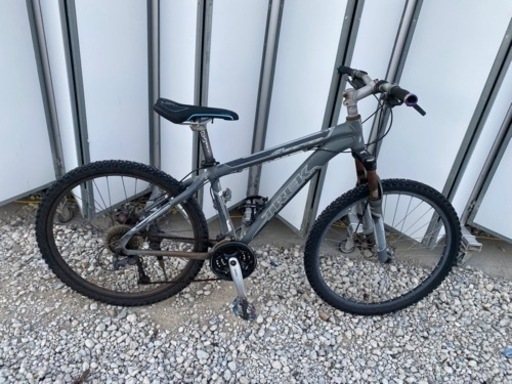 自転車 マウンテンバイク