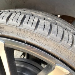 車のパーツ タイヤ、ホイール165-40-17