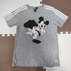 アディダスTシャツ