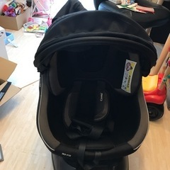 コンビ　クルムーヴ　isofix