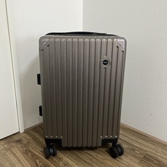 キャリーケース　スーツケース 39リットル　1〜3泊用　TSAロ...