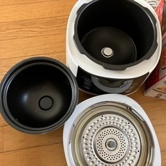 T-fal ラクラ　クッカー　コンパクト電気圧力鍋