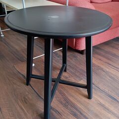 IKEA　サイドテーブル　　サイズ（約）幅49×奥49×高51....