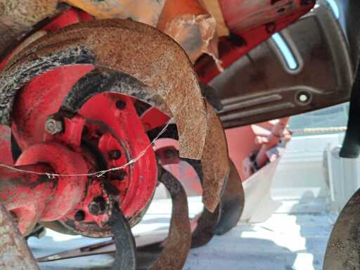 ♬ ヤフオクで落札！￥31008 クボタ耕耘機・K1-85・・現状渡