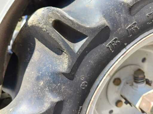 ♬ ヤフオクで落札！￥31008 クボタ耕耘機・K1-85・・現状渡