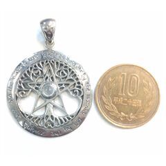 MM: Extra Large Cut Out Tree Pentacle