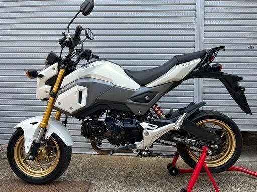 ホンダ　グロム/GROM JC75 　白　社外マフラー・イモビアラーム・リアキャリアつき！　エンジン始動・灯火類OK！ ホンダ グロム/GROM JC75 白 社外マフラー・イモビアラーム・リア
