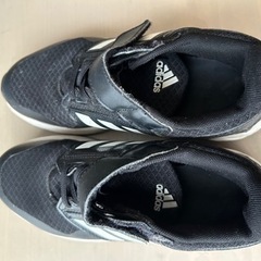 adidasスニーカー24.5cm