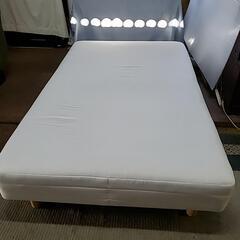 家具  セミダブルベッド