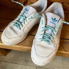 アディダス　adidas 25.5  靴/バッグ 靴 スニーカー