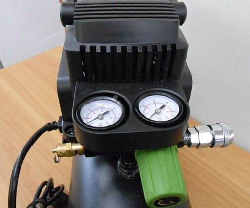 ミナト オイルレス型 エアーコンプレッサー CP-8A タンク容量8L 100V