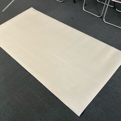 【差し上げます】長尺シート端材 オフホワイト　2m×1ｍ