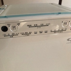  ダイキン　ストリーマ加湿空気清浄機　MCK55WE7-W ホワイト