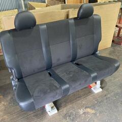 ハイエース　ダークプライム　リアシート